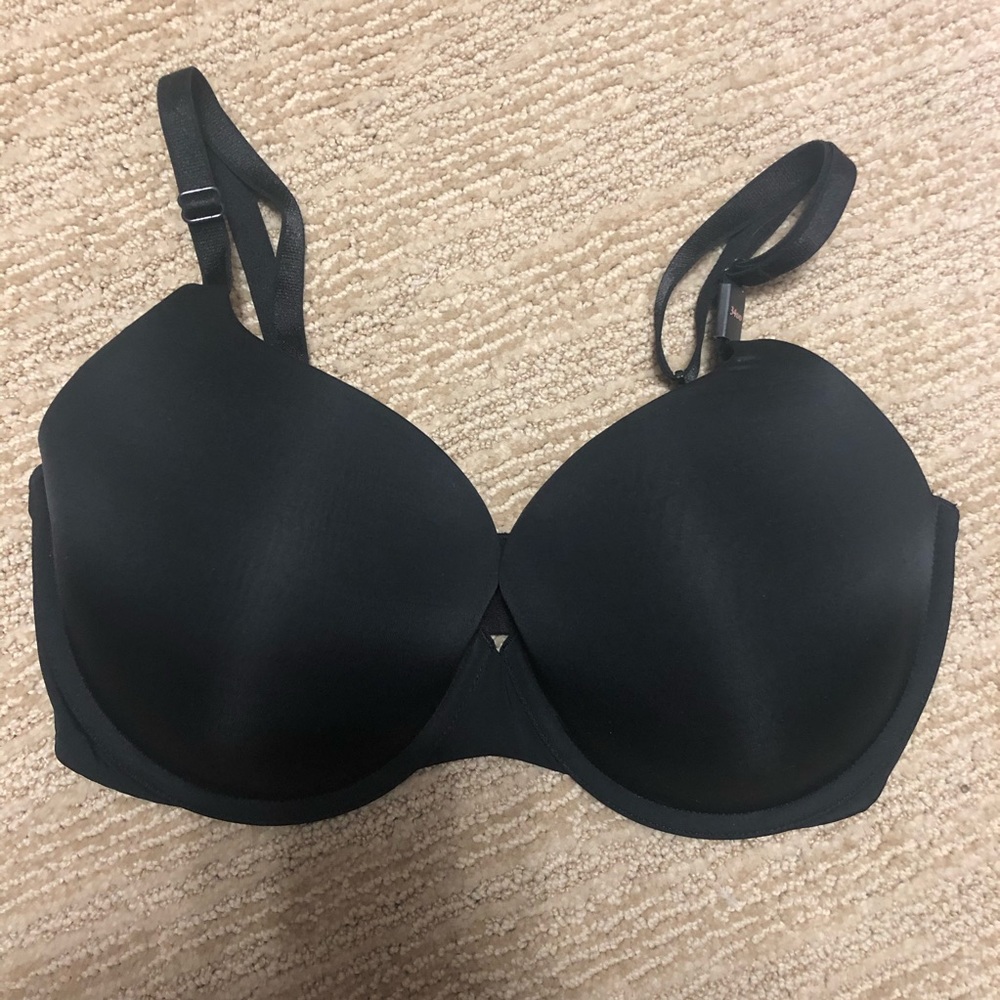 NWOT Victoria's Secret Perfect Shape Bra